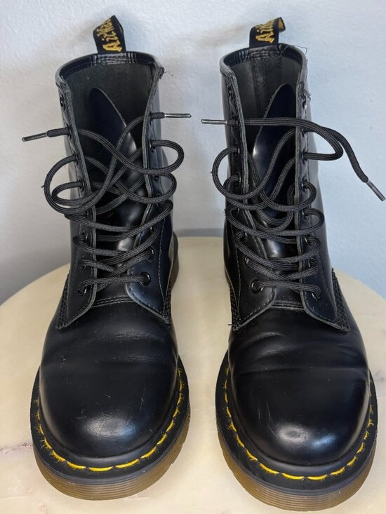 Dr. Martens Shoes - Original Combat Dr. Martens Boots Smooth Black Leather US Womens Size 8